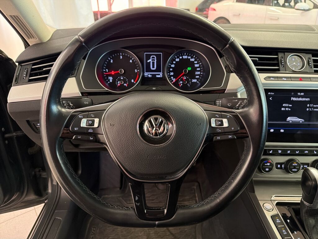 Volkswagen Passat 2018 Harmaa