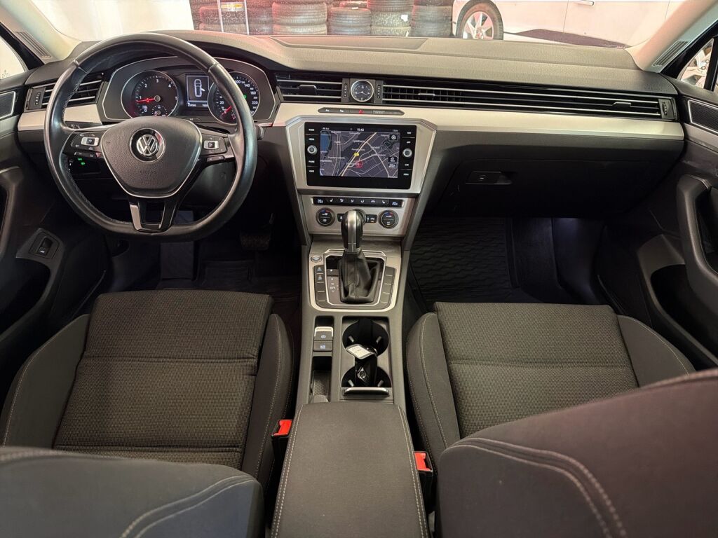 Volkswagen Passat 2018 Harmaa