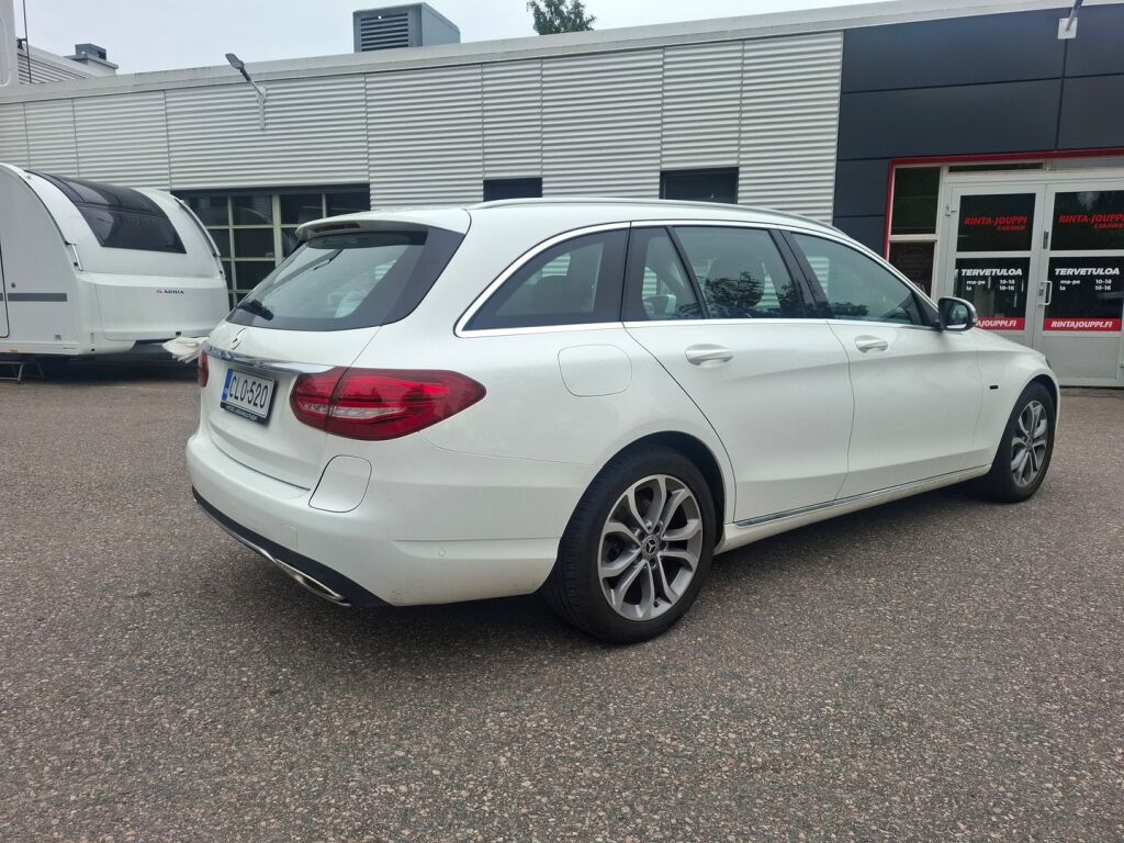 Mercedes-Benz C 2018 Valkoinen