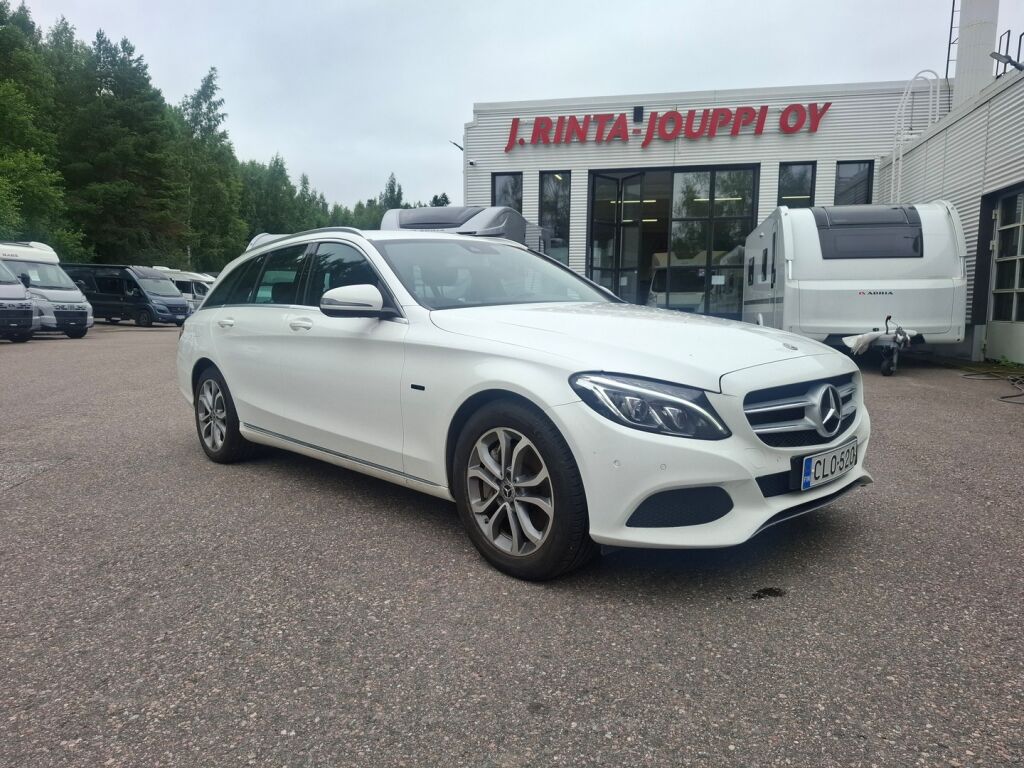Mercedes-Benz C 2018 Valkoinen