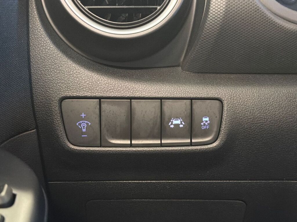 Hyundai KONA 2018 Harmaa