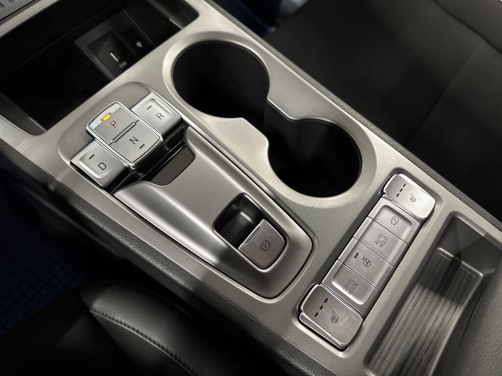 Hyundai KONA 2021 Harmaa