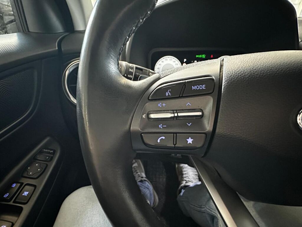 Hyundai KONA 2021 Harmaa