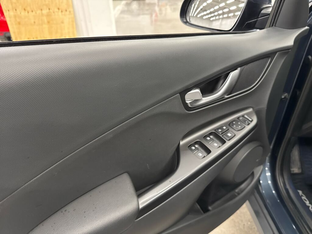 Hyundai KONA 2021 Harmaa