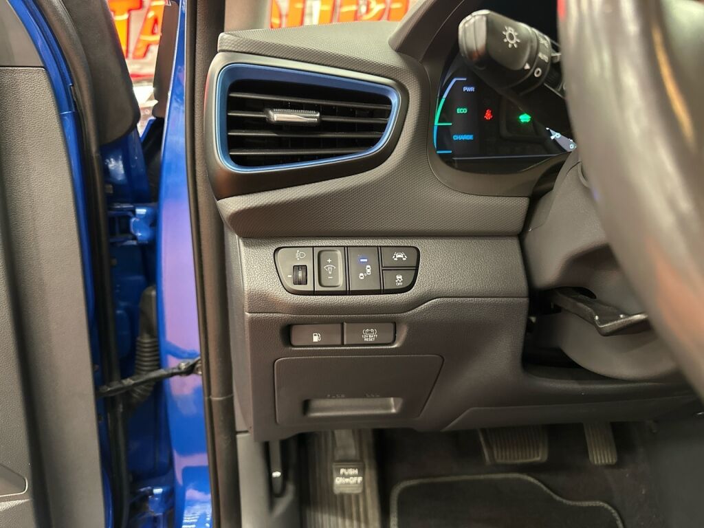 Hyundai IONIQ hybrid 2018 Sininen