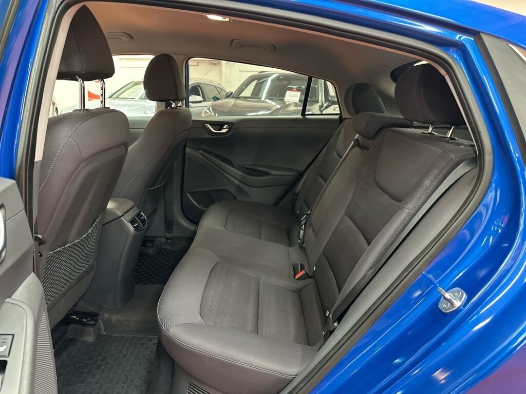 Hyundai IONIQ hybrid 2018 Sininen