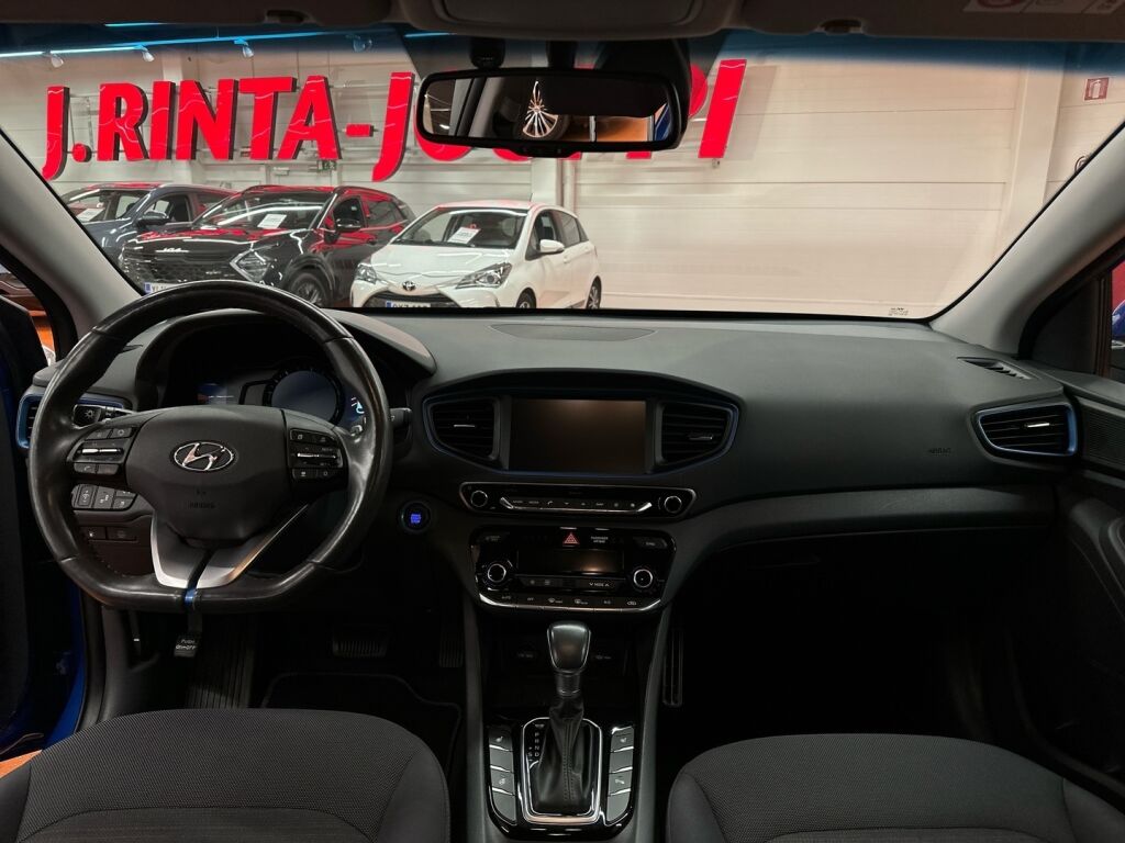 Hyundai IONIQ hybrid 2018 Sininen