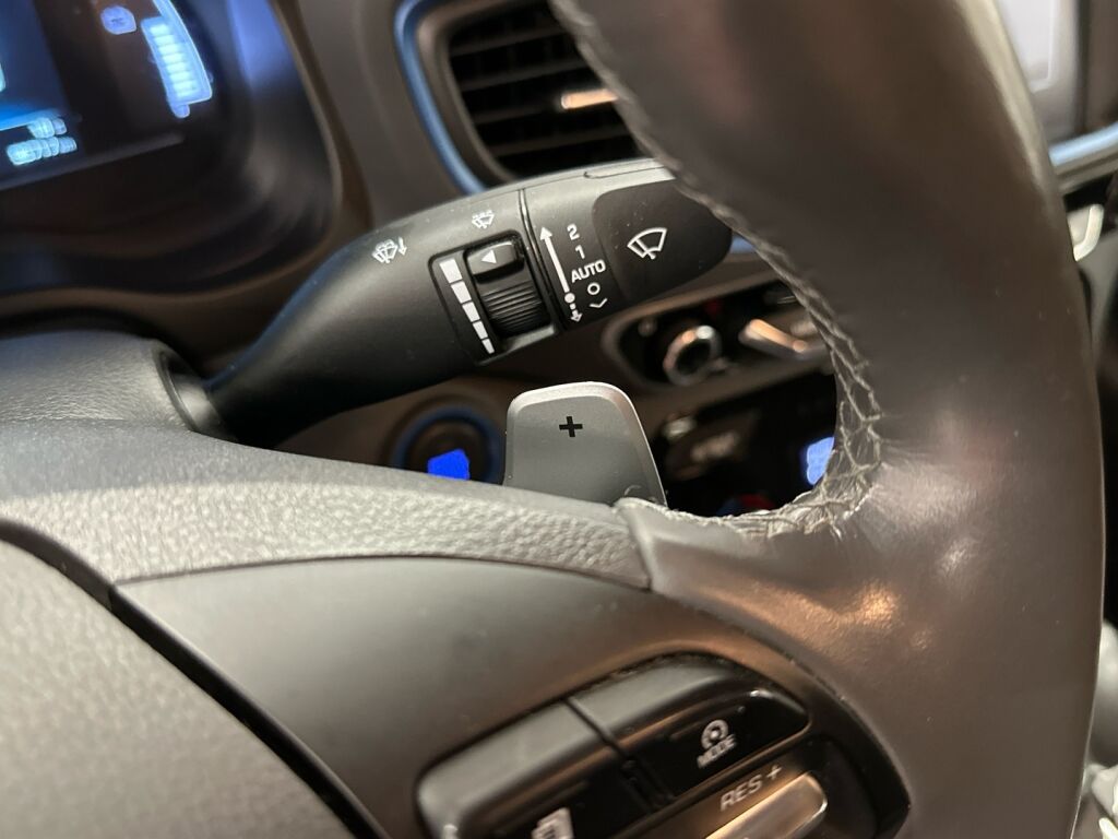 Hyundai IONIQ hybrid 2018 Sininen