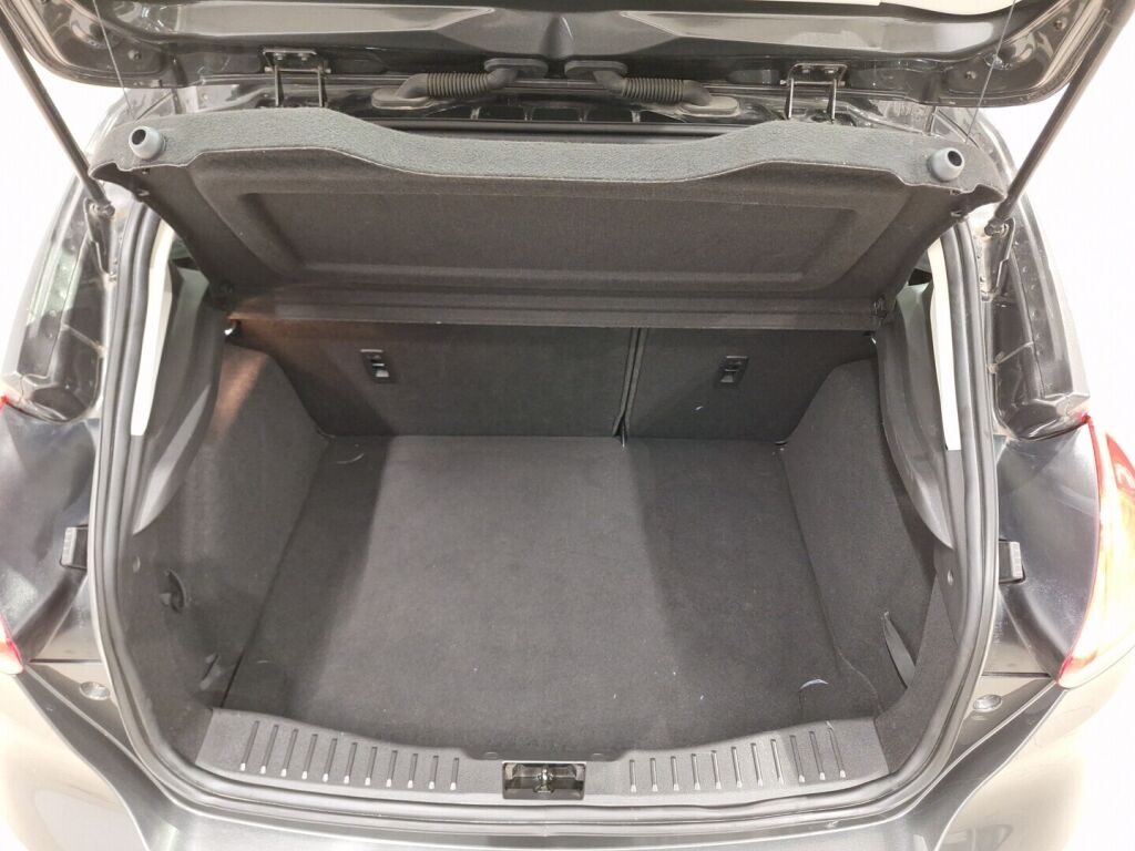 Ford Focus 2018 Harmaa