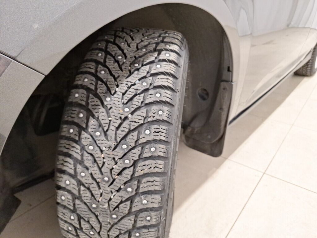 Ford Focus 2018 Harmaa