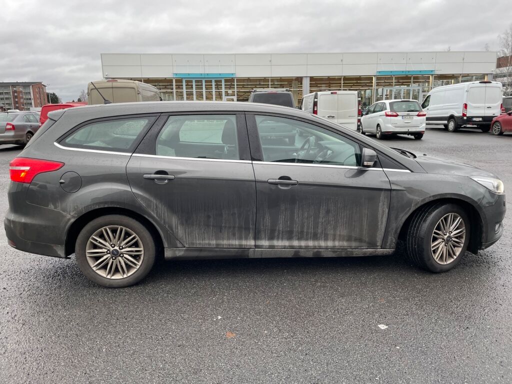 Ford Focus 2018 Harmaa