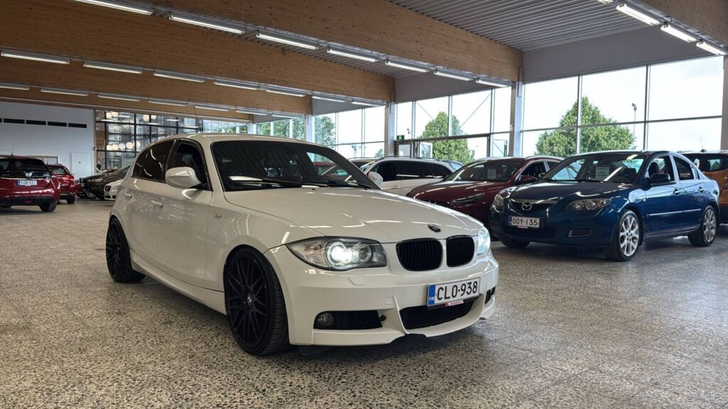 BMW 120 2010 Valkoinen