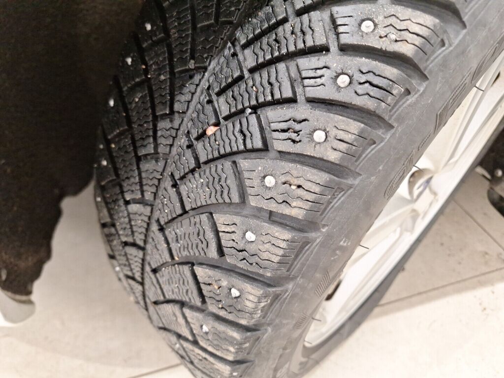 Volvo V40 2012 Valkoinen