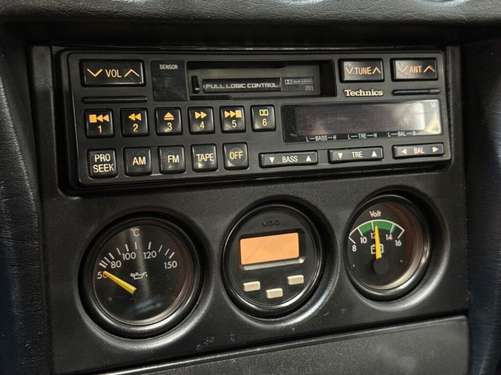 Mercedes-Benz 190 1986 Harmaa