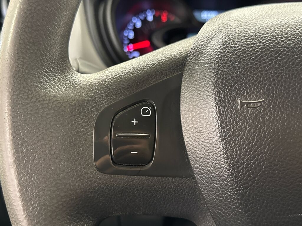 Renault Trafic 2018 Valkoinen