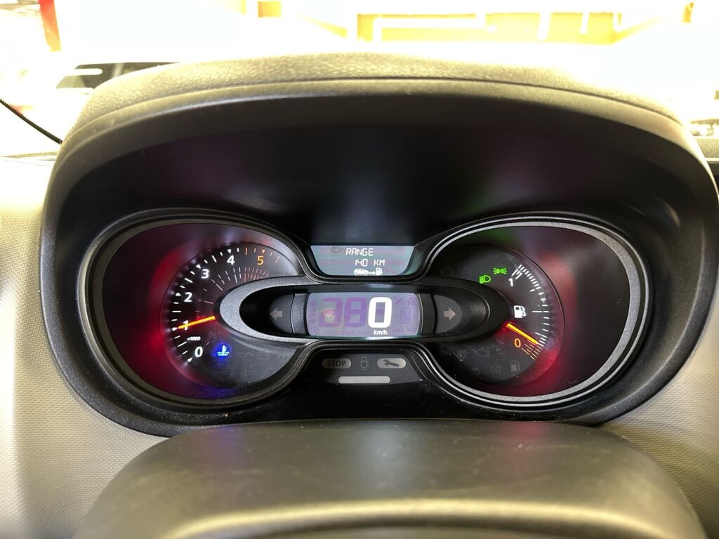 Renault Trafic 2018 Valkoinen