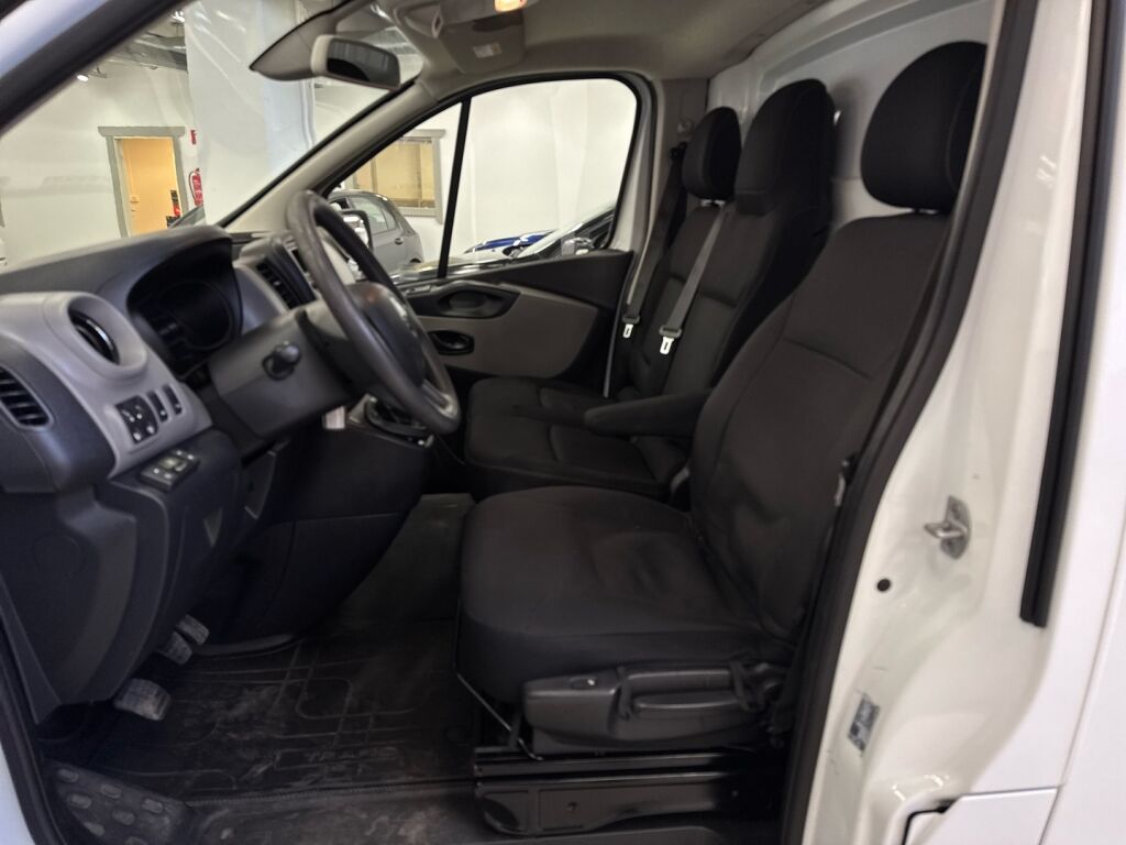 Renault Trafic 2018 Valkoinen