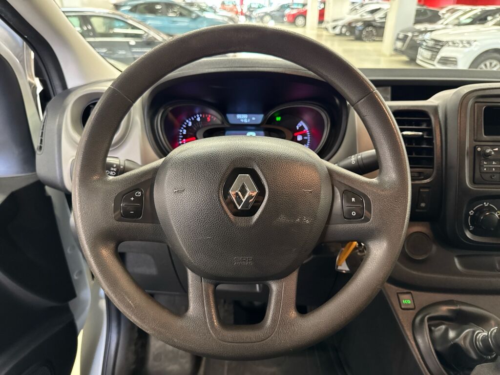 Renault Trafic 2018 Valkoinen