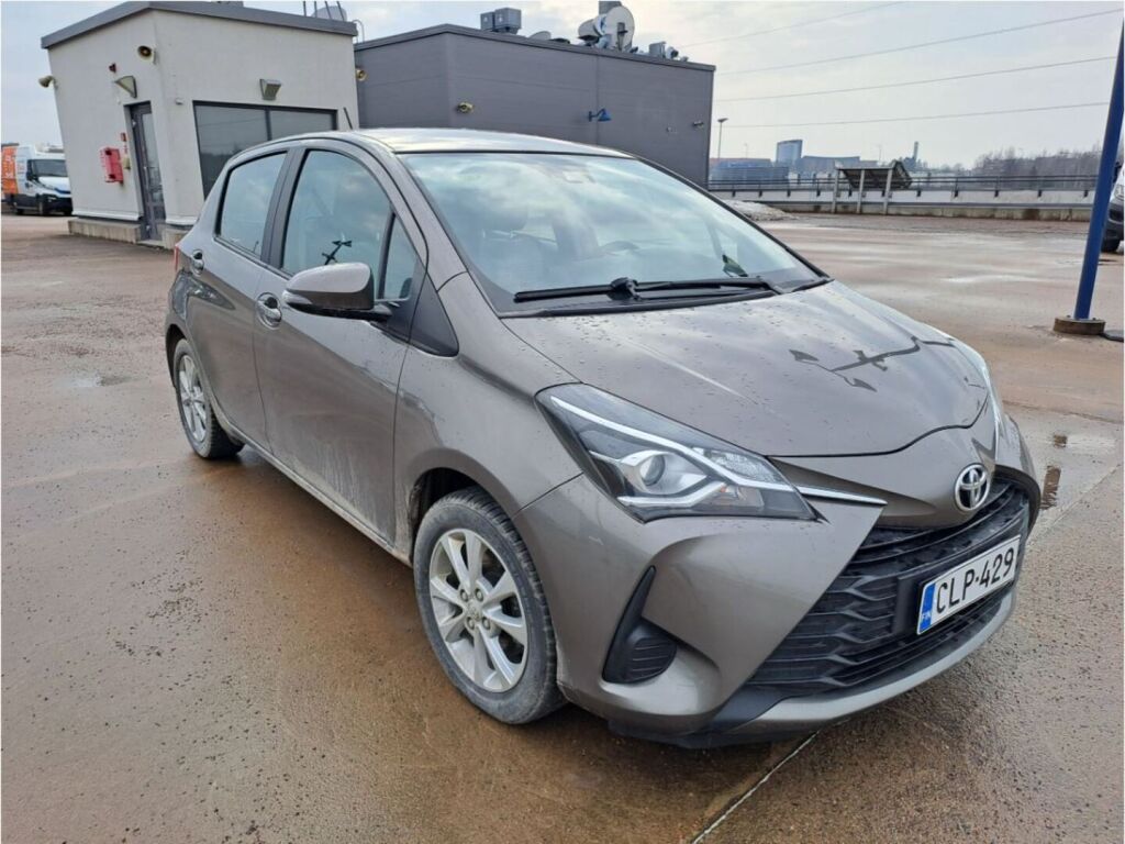 Toyota Yaris 2018 Harmaa