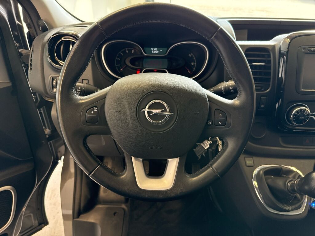 Opel Vivaro 2018 Harmaa