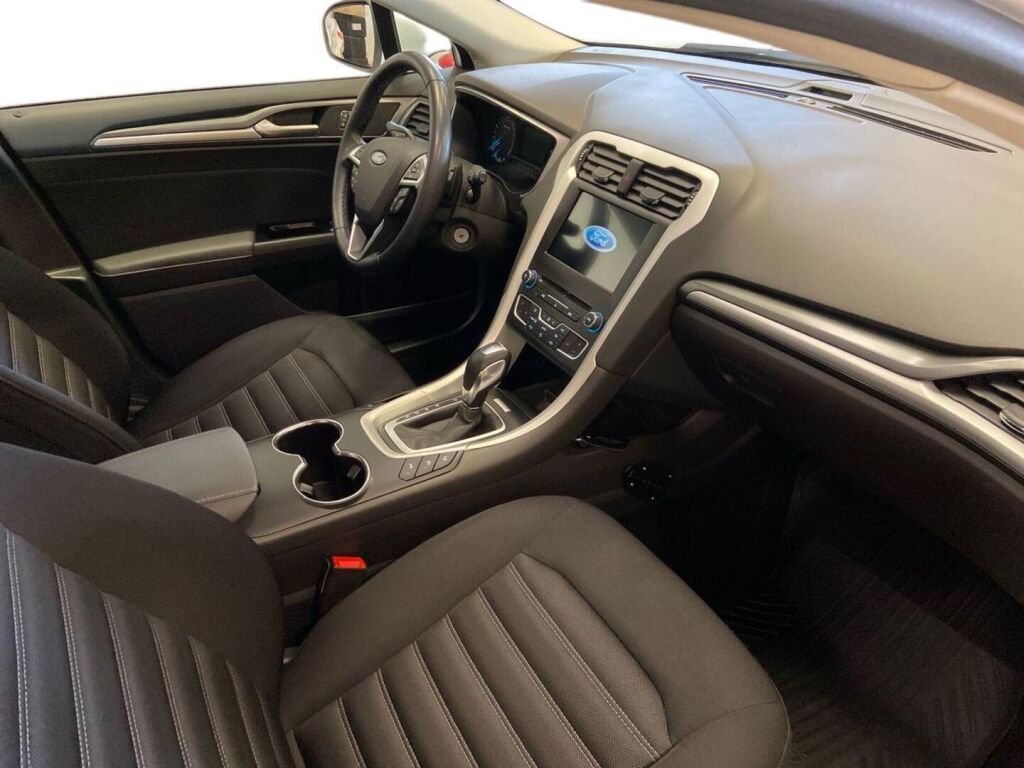 Ford Mondeo 2018 Valkoinen