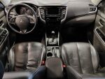 Mitsubishi L200 2015 Ruskea (beige)