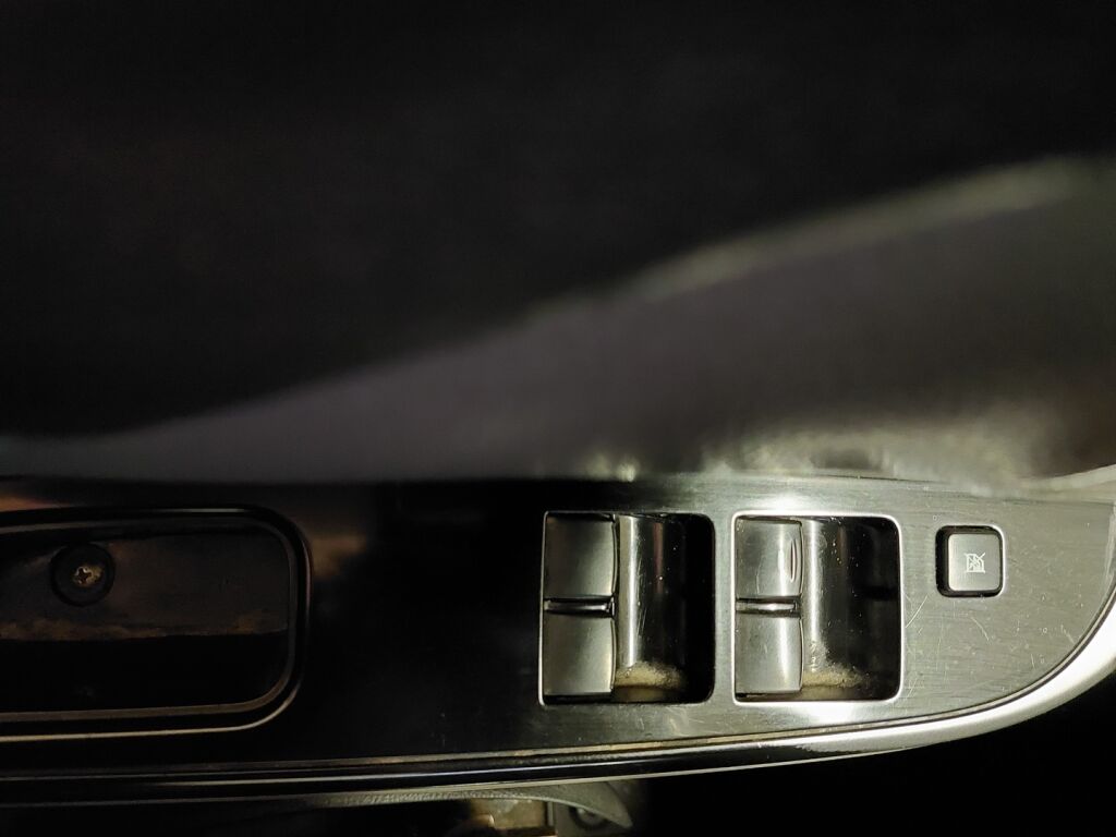 Mitsubishi L200 2015 Ruskea (beige)