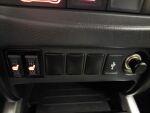 Mitsubishi L200 2015 Ruskea (beige)