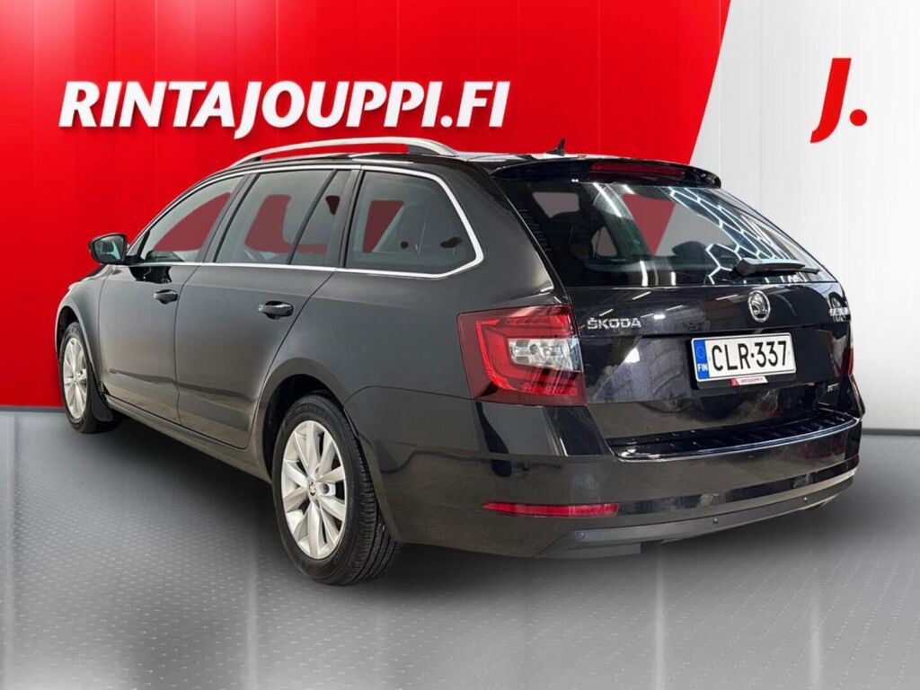 Skoda Octavia 2019 Musta