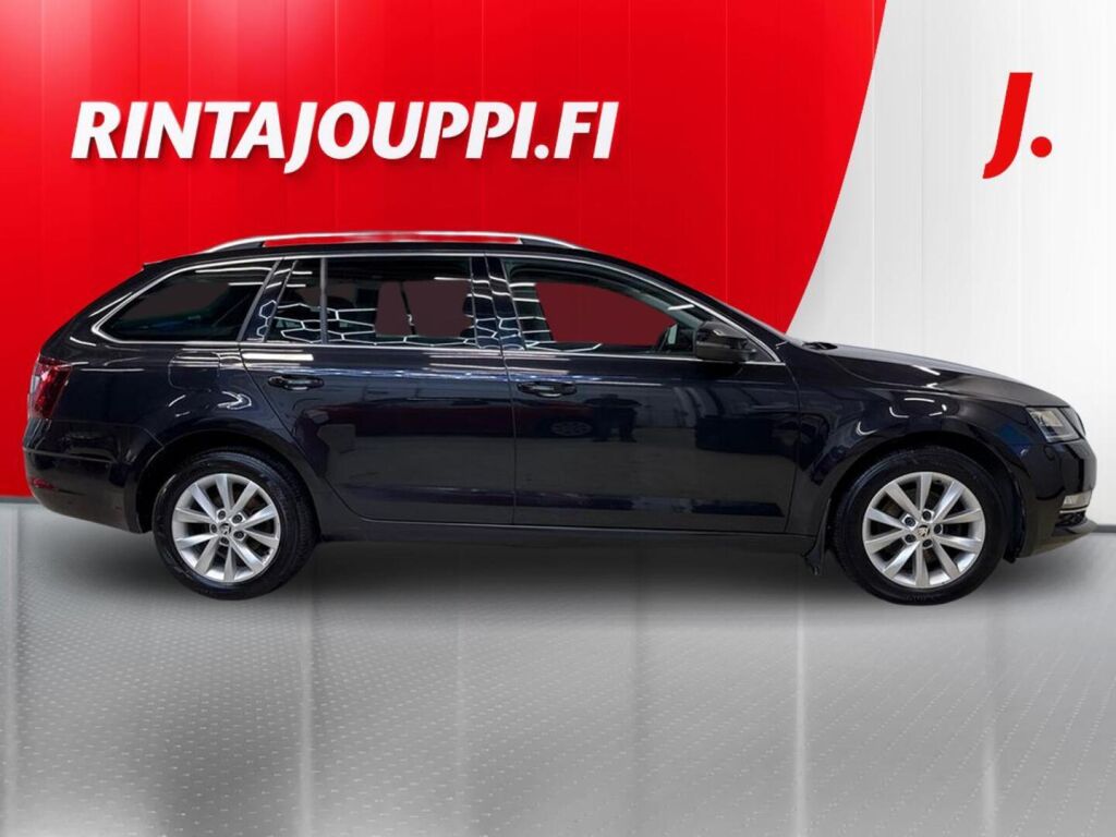 Skoda Octavia 2019 Musta