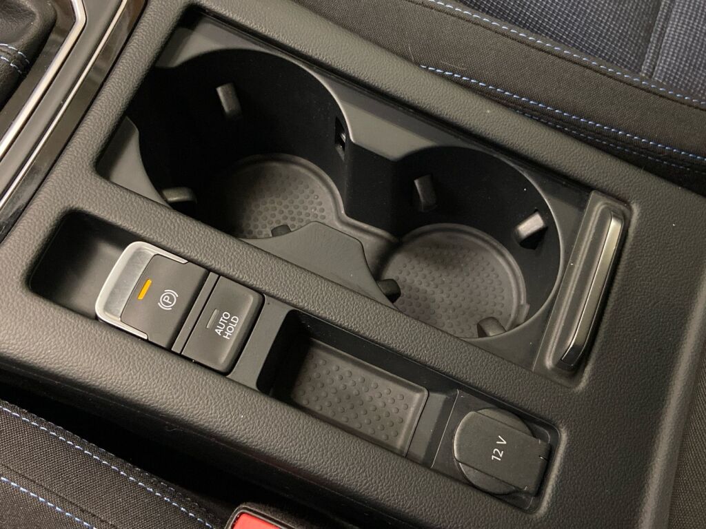 Volkswagen Passat 2018 Harmaa