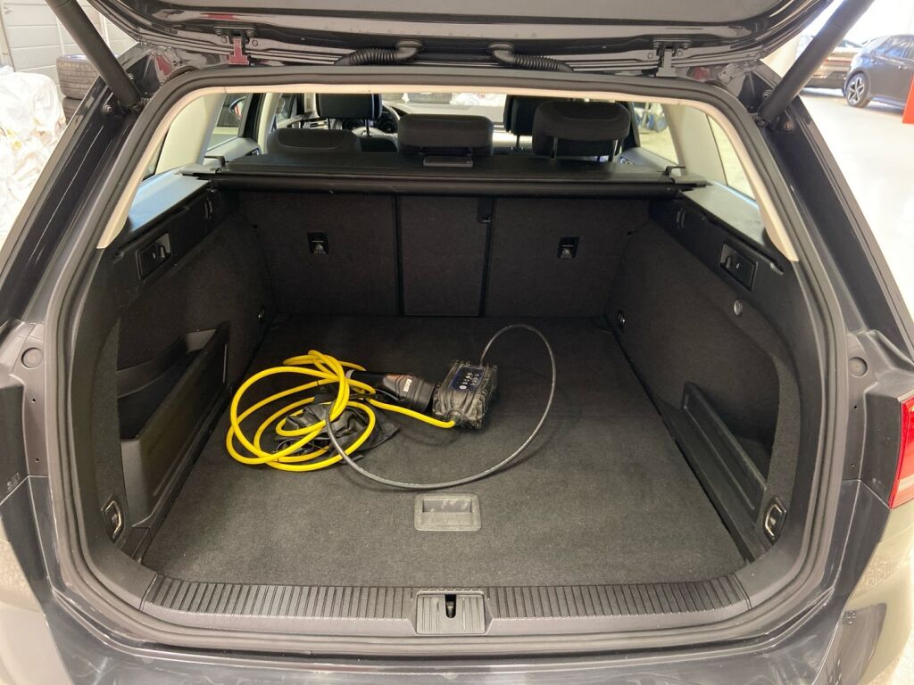 Volkswagen Passat 2018 Harmaa