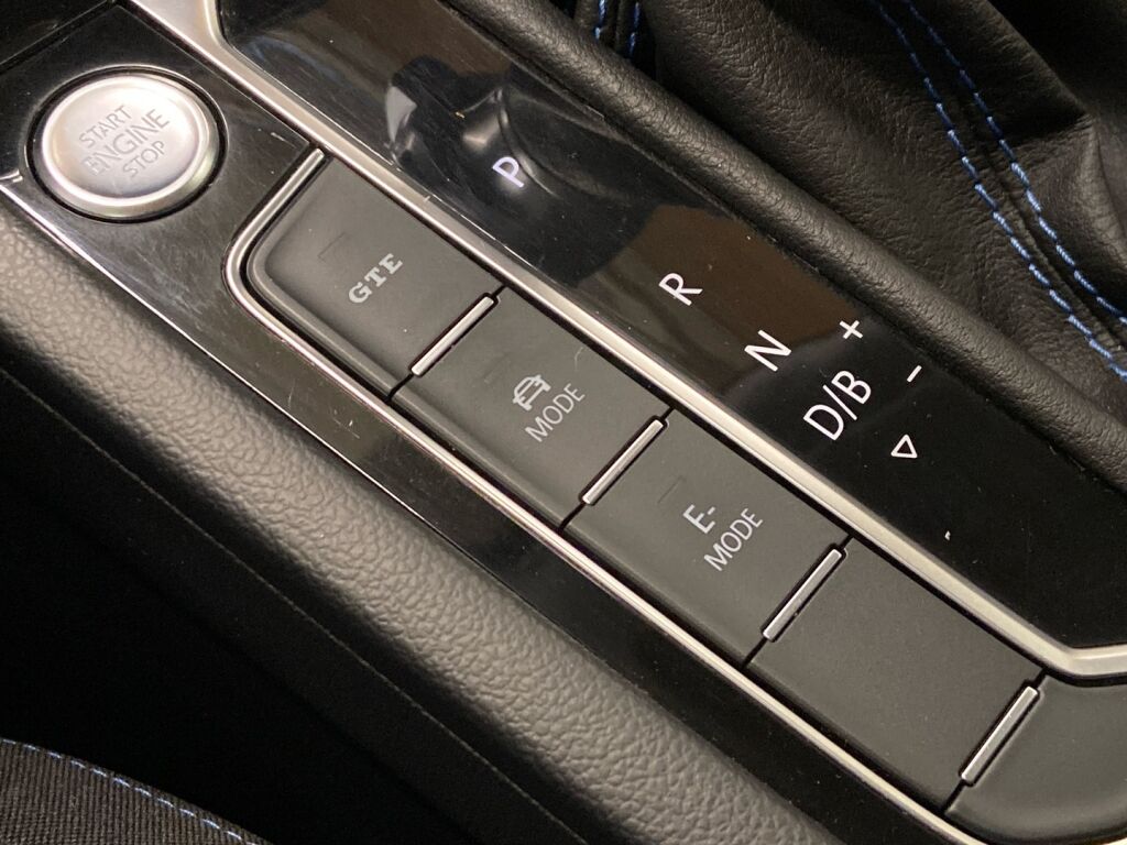 Volkswagen Passat 2018 Harmaa