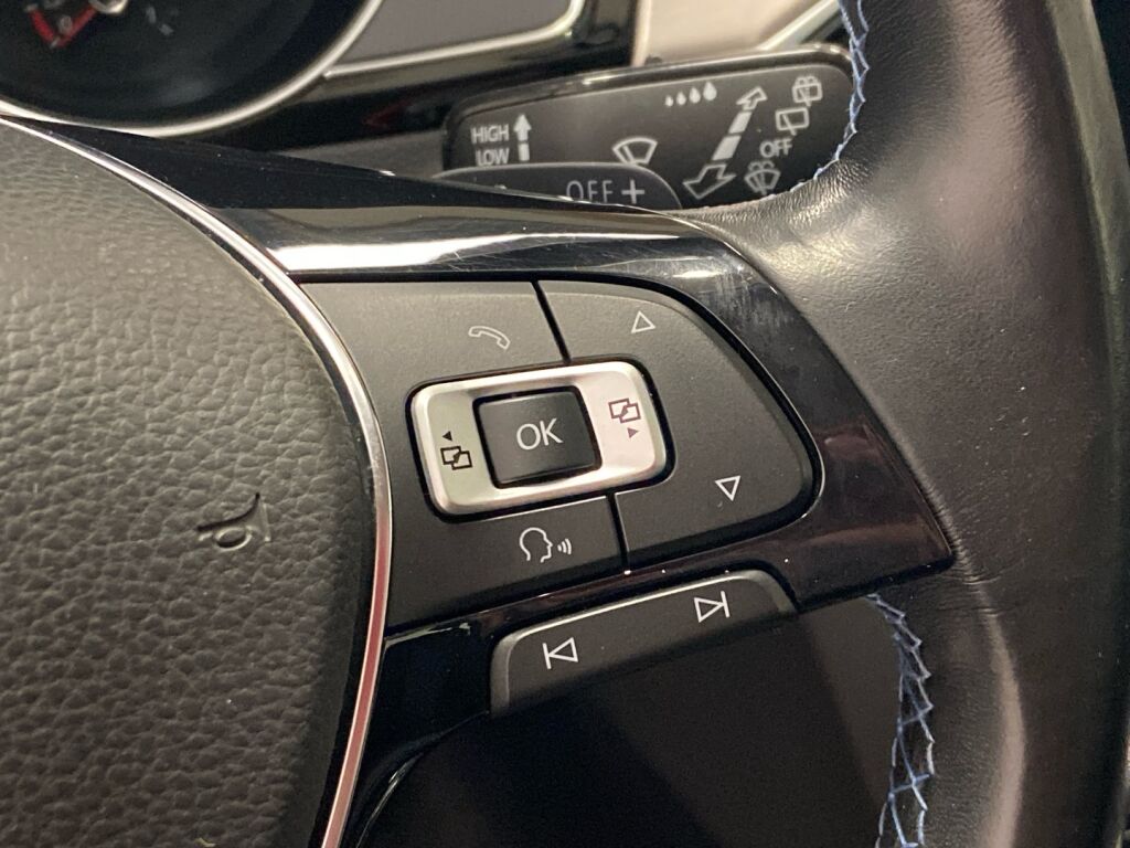 Volkswagen Passat 2018 Harmaa