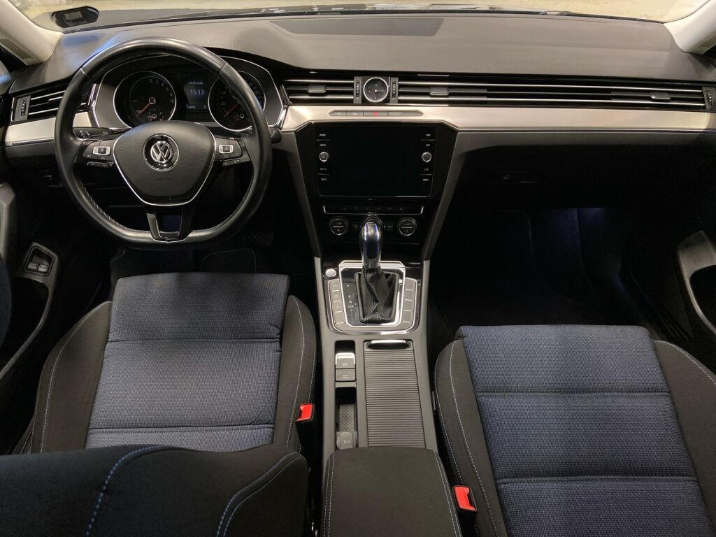 Volkswagen Passat 2018 Harmaa