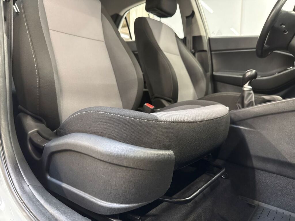 Hyundai i20 Hatchback 2019 Valkoinen