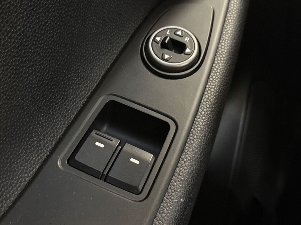 Hyundai i20 Hatchback 2019 Musta