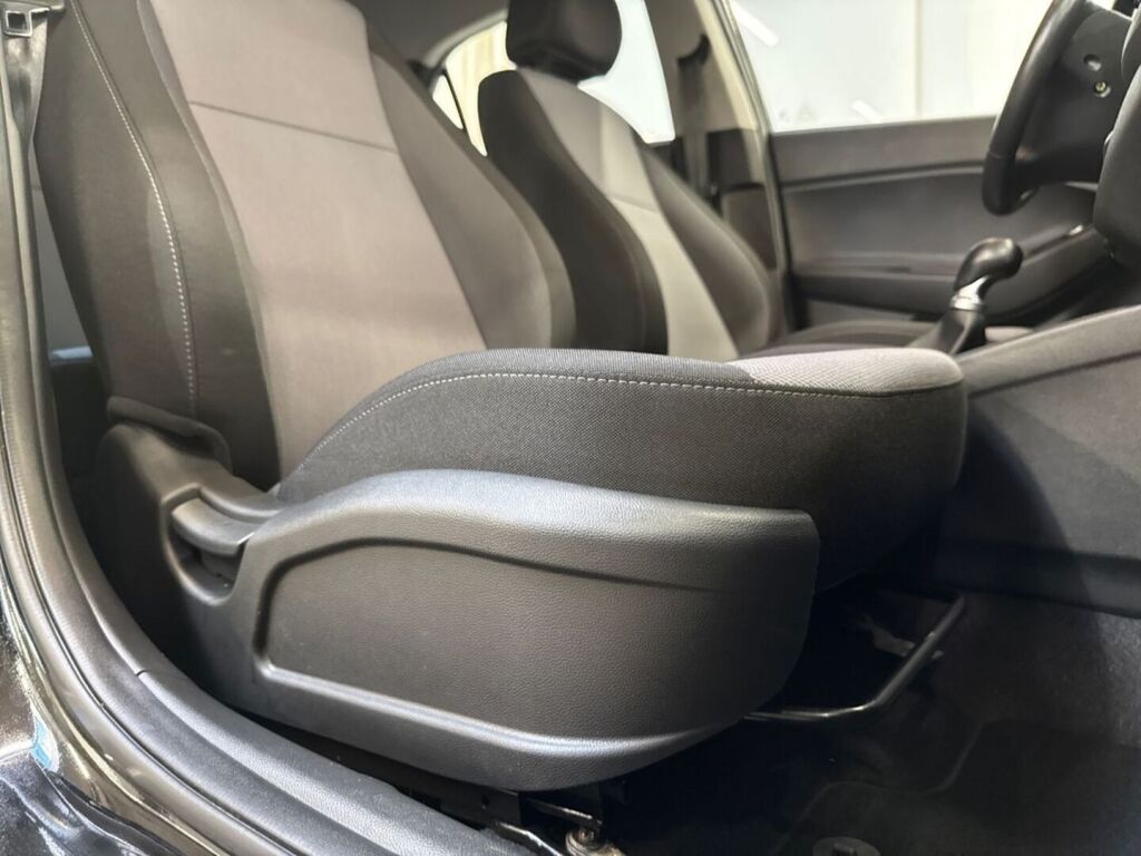 Hyundai i20 Hatchback 2019 Musta