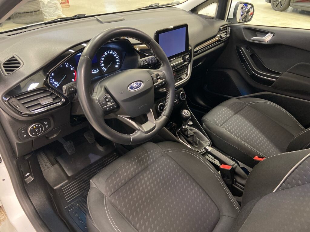 Ford Fiesta 2018 Valkoinen