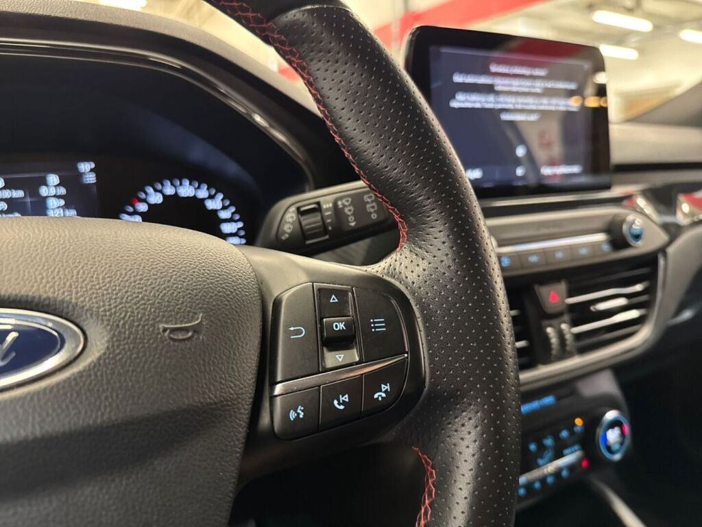 Ford Focus 2019 Valkoinen