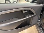 Volvo V70 2009 Musta