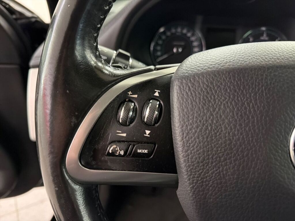Jaguar XF 2014 Musta