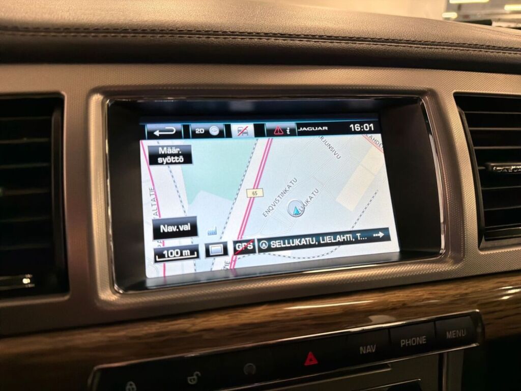 Jaguar XF 2014 Musta