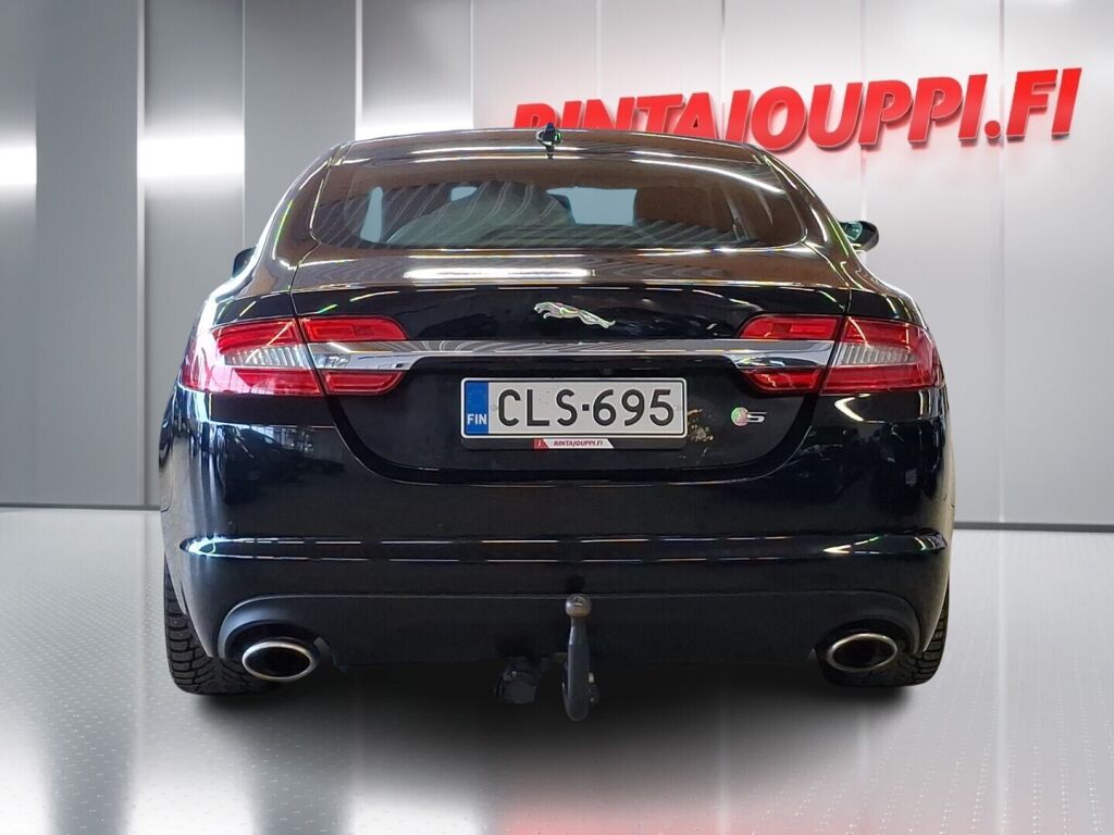 Jaguar XF 2014 Musta