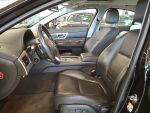 Jaguar XF 2014 Musta