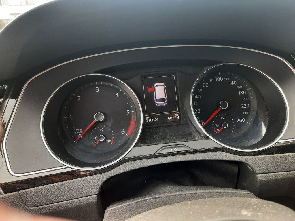 Volkswagen Passat 2015 Valkoinen