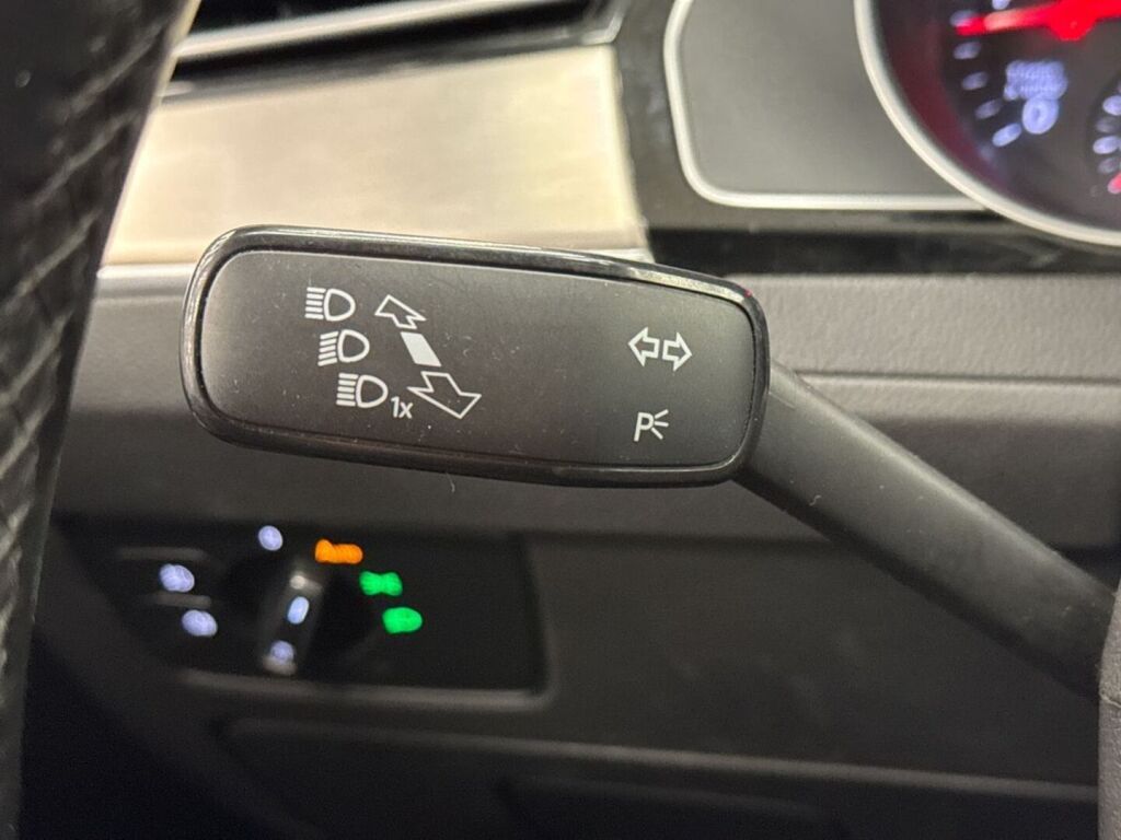 Volkswagen Passat 2015 Valkoinen