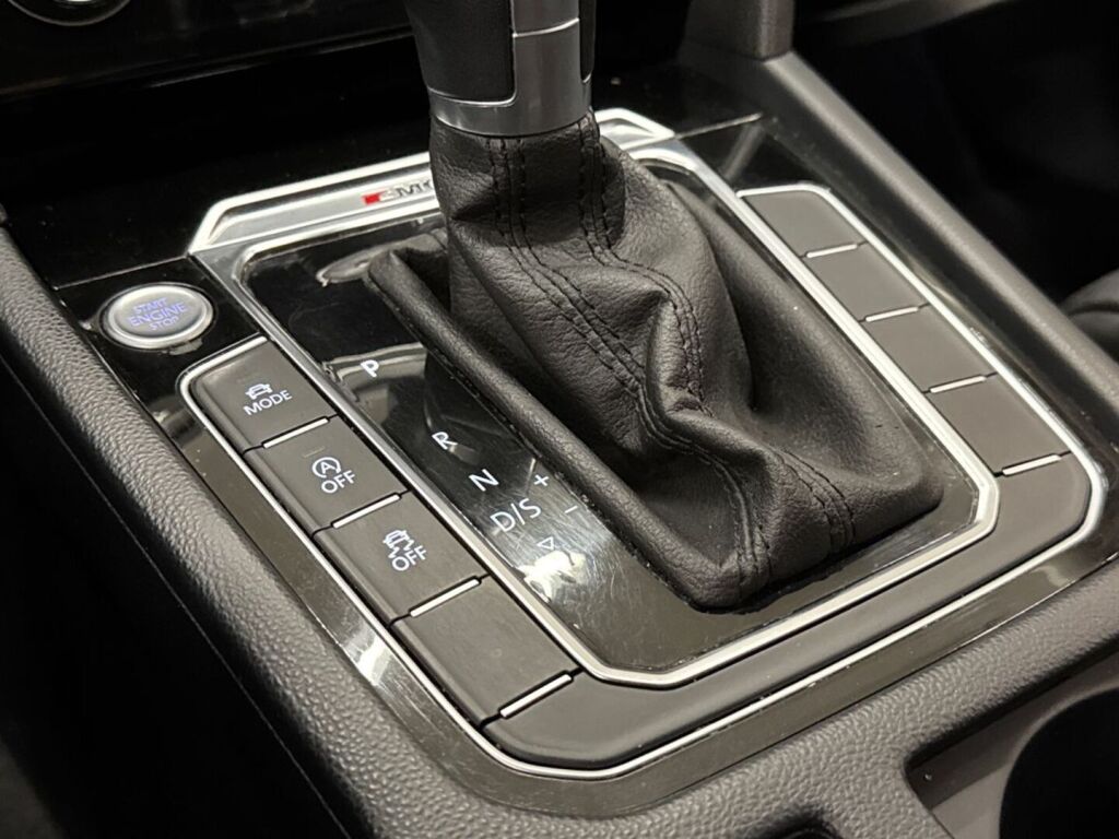 Volkswagen Passat 2015 Valkoinen