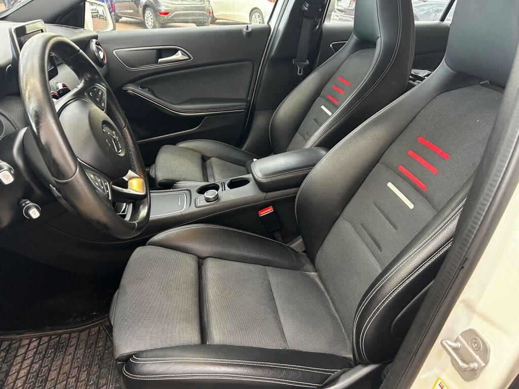 Mercedes-Benz A 2018 Valkoinen