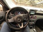 Mercedes-Benz A 2018 Valkoinen